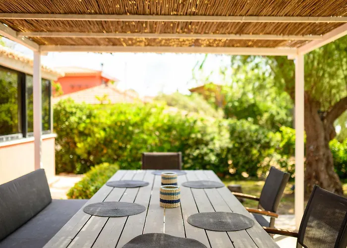 Salty Noses House Paradise Perfect For Families Pírgos